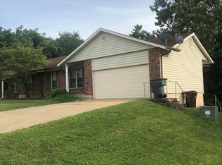 40 Telluride Dr, Saint Peters, MO 63376