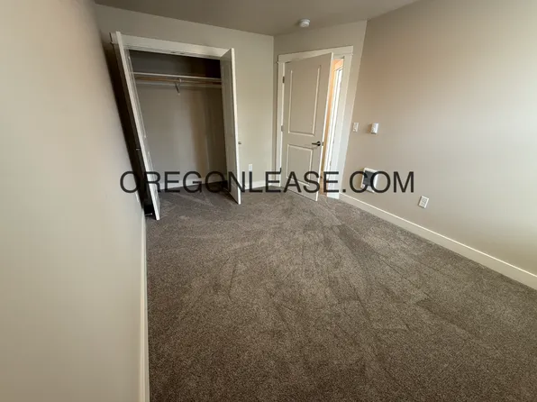 4040 Horace St, Springfield, OR