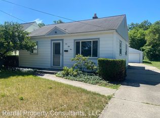 954 Royal Oak St SW, Wyoming, MI 49509