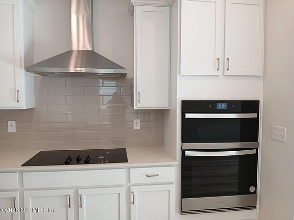 4th image of 215 MONTGOMERY Court