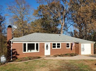 365 Hilltop Acres St, North Wilkesboro, NC 28659