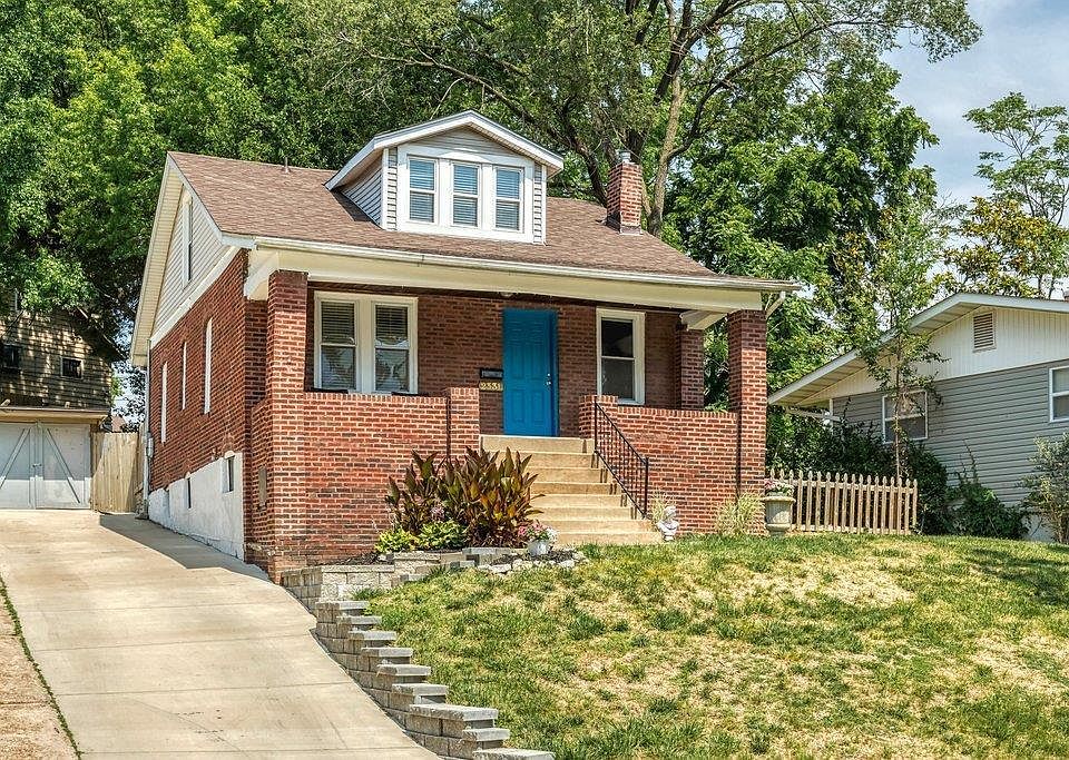 1st image of 2331 Esther Ave