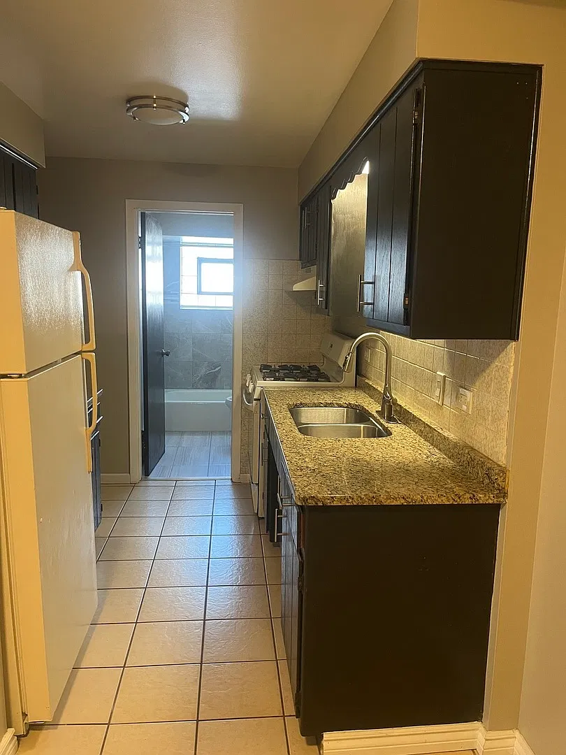 1 bed, $1,460 — Photo 4