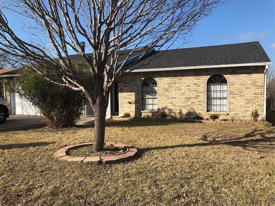 1st image of 4948 Woodruff Dr