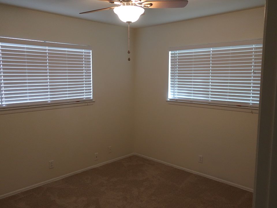1st image of 5582 Crystal Valley St