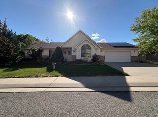812 Elberta Ave, Palisade, CO 81526