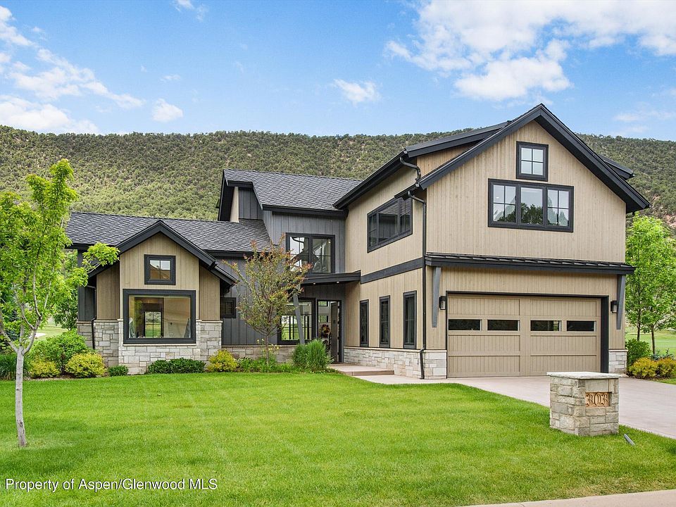 1st image of 303 Golden Bear Dr