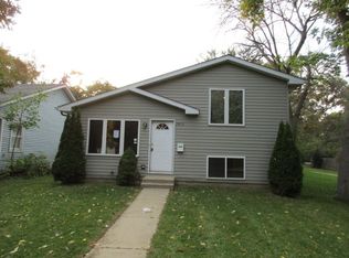 2812 Gabriel Ave, Zion, IL 60099