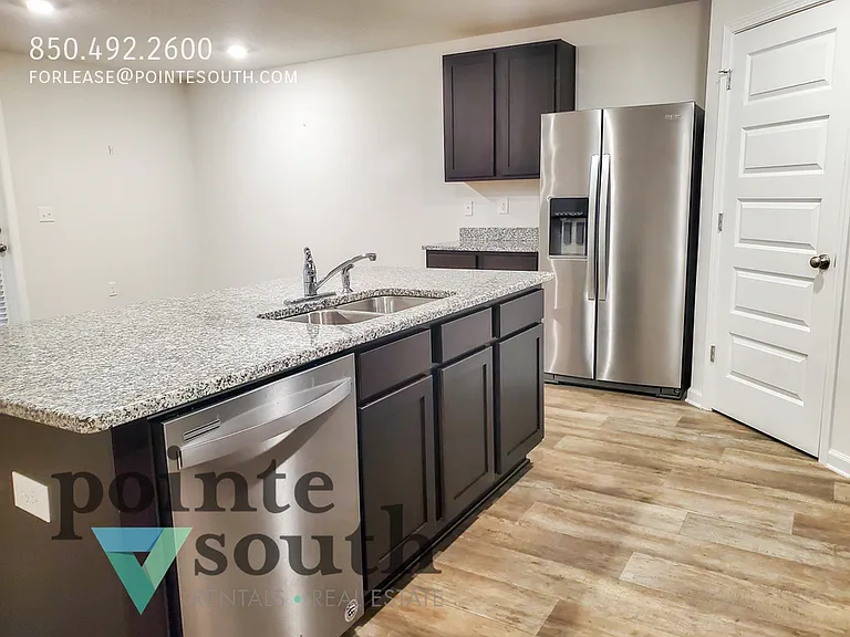 7332 Lakeside Oak Ct — Photo 9