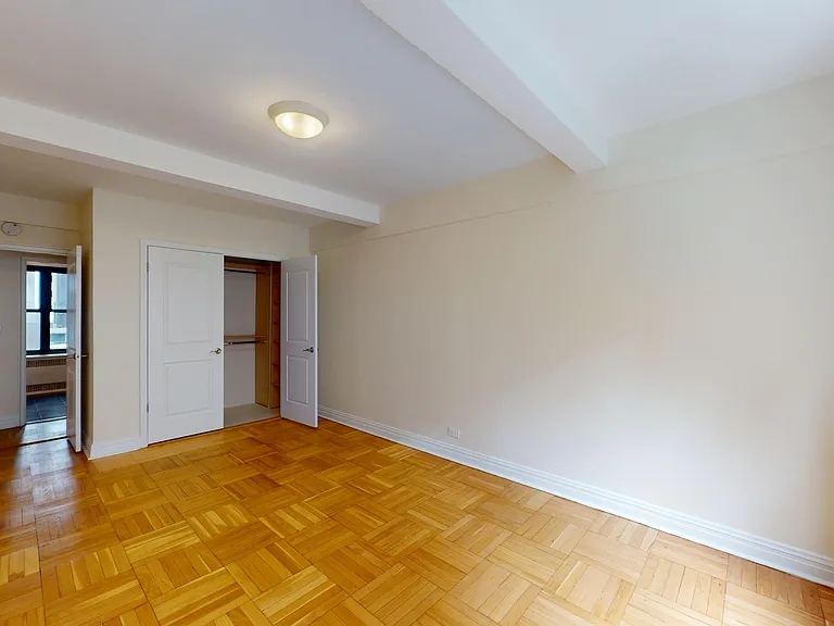 141 E 56th St #3C — Photo 10