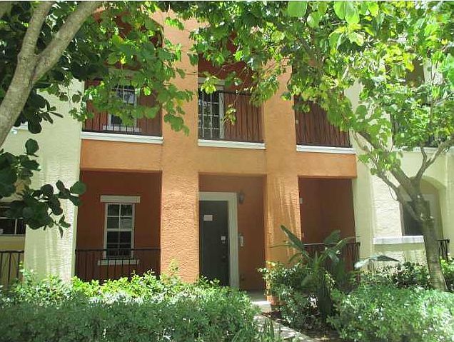 1st image of 708 SW 1st Ave #708