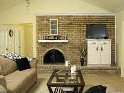 3rd image of 3645 Shady Brook Dr