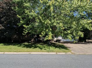 2865 Upper 79th Ct E, Inver Grove Heights, MN 55076