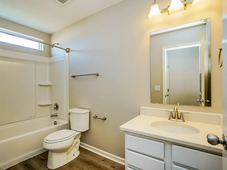 259 Glen Crossing Dr — Photo 16