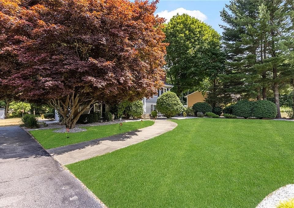 35 Hines Farm Rd, Cranston, RI 02921 Zillow