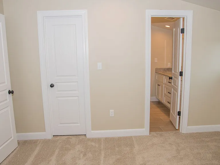 4269 Farmington Cv — Photo 22