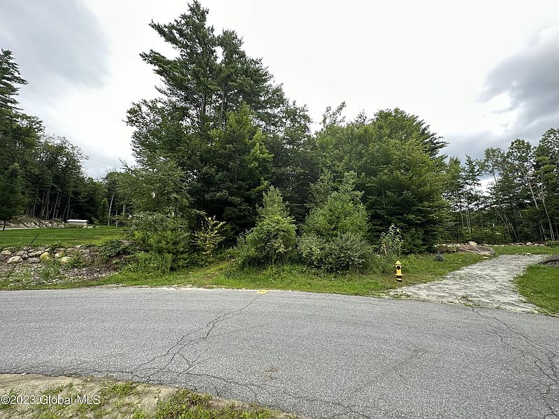 5th image of 50 Cloverleaf Drive