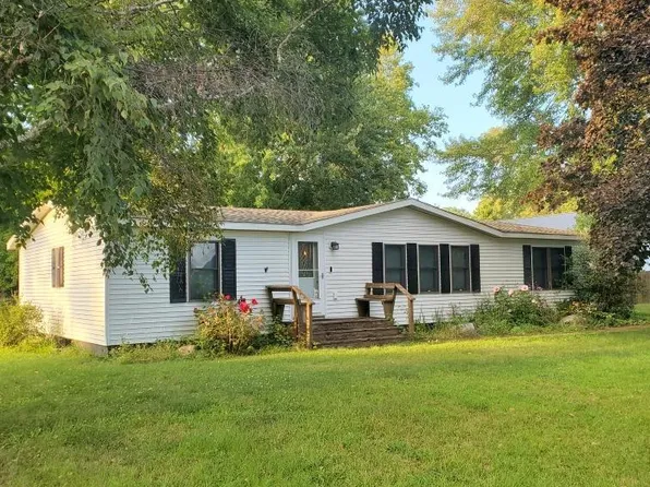 471 Poplar St, Colon, MI 49040