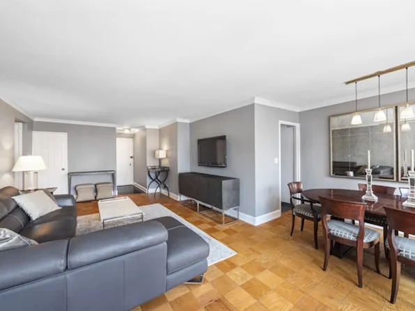 200 East 78th Street image 2 of 7