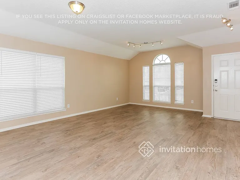 614 Saint Eric Dr — Photo 12