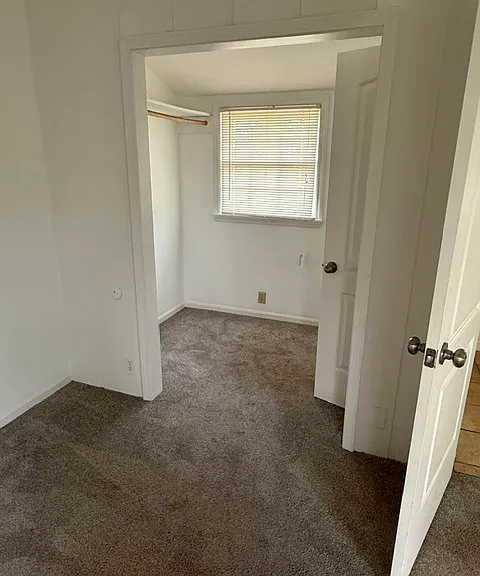 12240 N Saint Joseph Ave — Photo 11