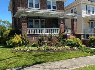 237 Monroe Ave, Cape Charles, VA 23310