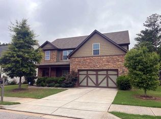 305 Cliffhaven Cir, Newnan, GA 30263