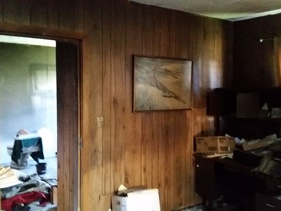 2nd image of 308 Fir St