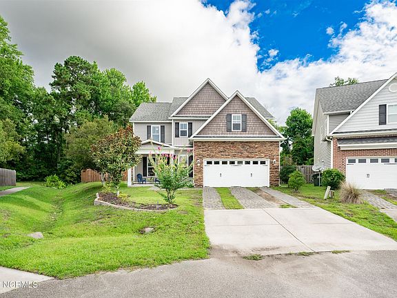3rd image of 1005 Deer Hill Dr