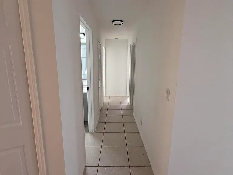 1215 Hyacinth Pl #1215 — Photo 14