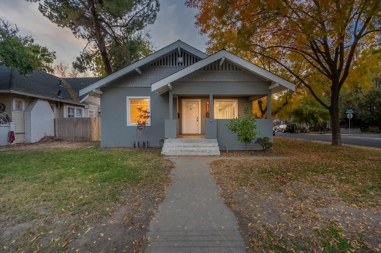 317 Poplar Ave photo 1