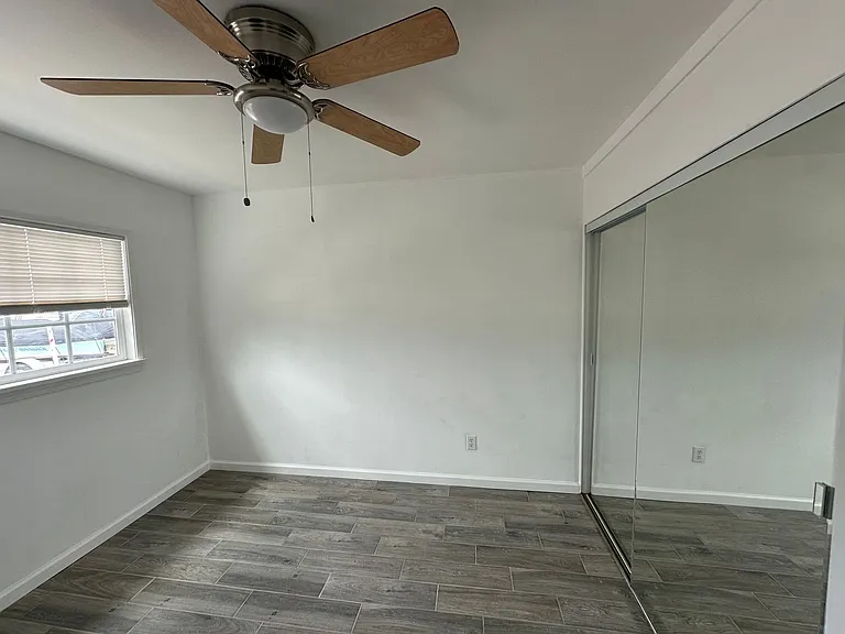 4379 Mount Henry Ave — Photo 6