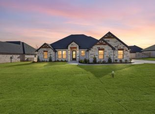 2168 Middlewood Cir, Granbury, TX 76049