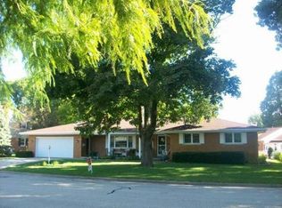 152 Sunset Ct, Morton, IL