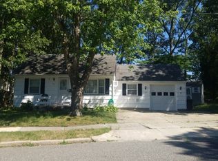 301 Seminole Ave, Absecon, NJ 08201