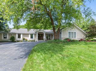 1052 Royal Bombay Ct, Naperville, IL 60563