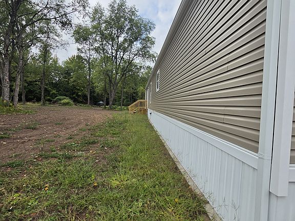 2nd image of 18913 Cleveland Rd