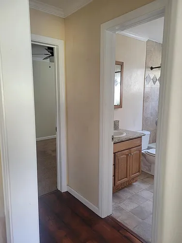 2100 Hermosa Ave Photo 1