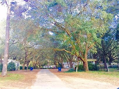 Entrance into Palmyra Mobile Home Park