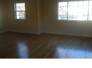 406 S 1st Ave #2, Mount Vernon, NY 10550