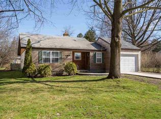 19737 Gilmer St, South Bend, IN