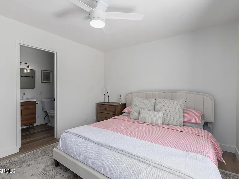 8241 N Central Ave #13 — Photo 12
