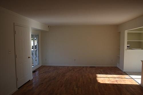 3rd image of 60 E Newport Ave