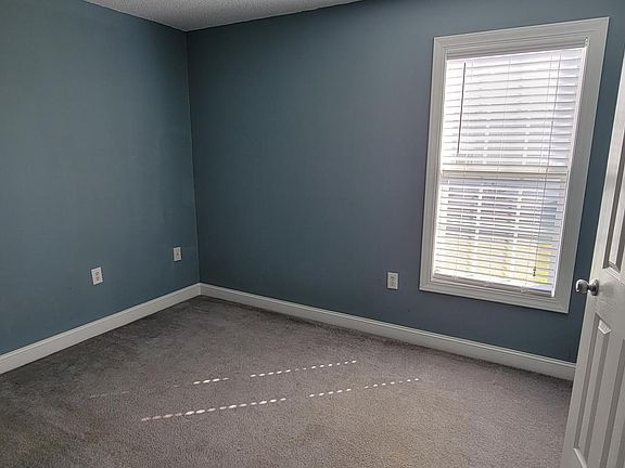 5th image of 2956 A Jessica Dr