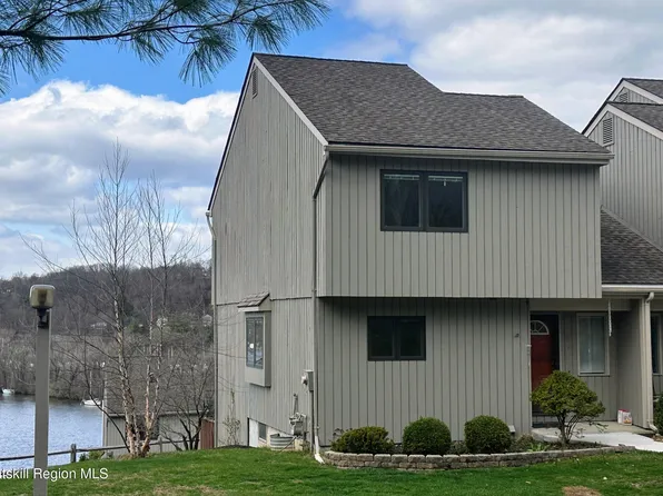 61 Rondout Harbor Harbor, Port Ewen, NY 12466