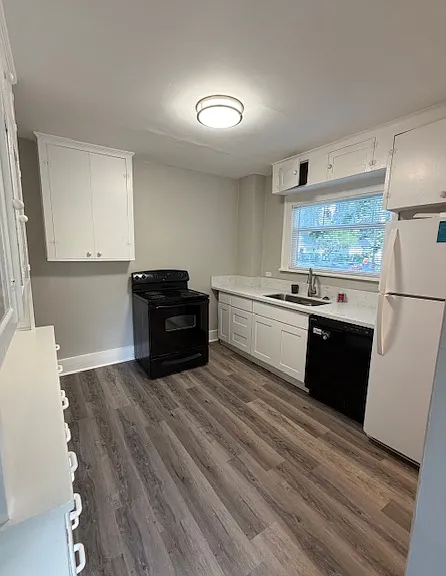 6807 N Fiske Ave — Photo 3