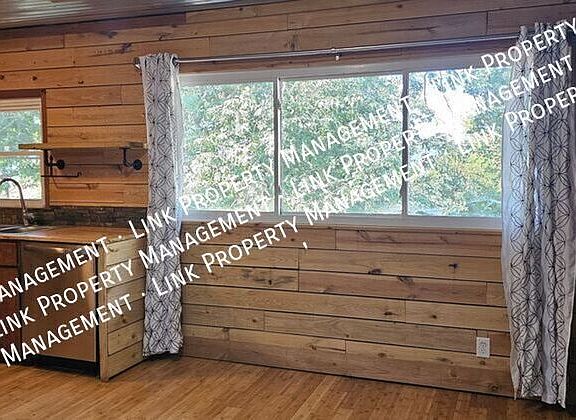 3rd image of 80 Larry Dr #4
