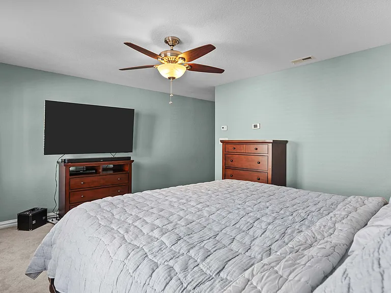 1025 Horton Pl — Photo 34