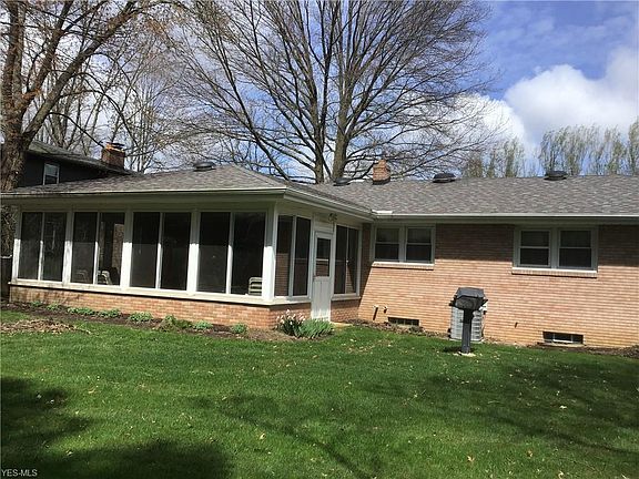 4th image of 1559 Rose Hedge Dr