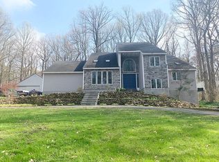 302 Quarry Rd, Gap, PA 17527